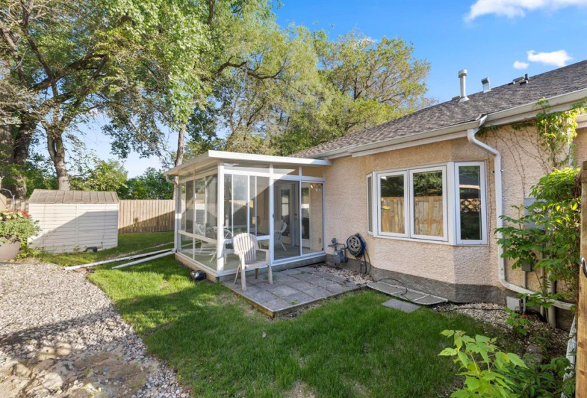 2079 Henderson, 3 Bedrooms Bedrooms, 13 Rooms Rooms,3 BathroomsBathrooms,Condominium,For Sale,Henderson