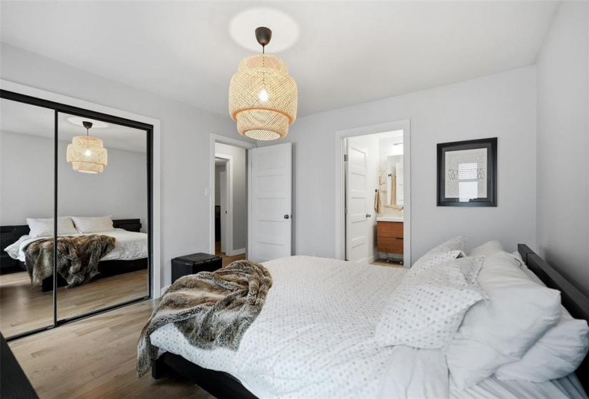 203 Hallfield, 4 Bedrooms Bedrooms, 13 Rooms Rooms,3 BathroomsBathrooms,Residential,For Sale,Hallfield