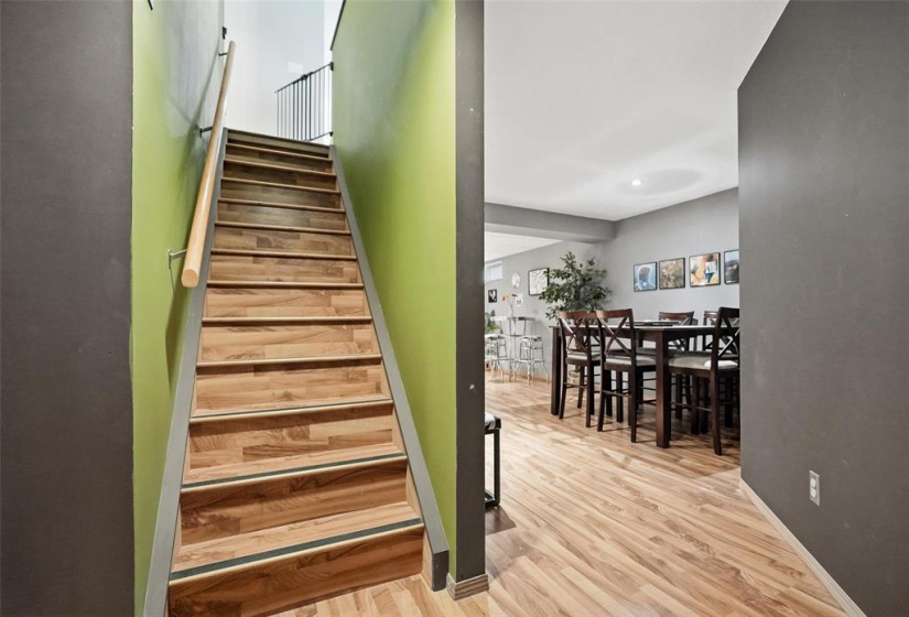 203 Hallfield, 4 Bedrooms Bedrooms, 13 Rooms Rooms,3 BathroomsBathrooms,Residential,For Sale,Hallfield