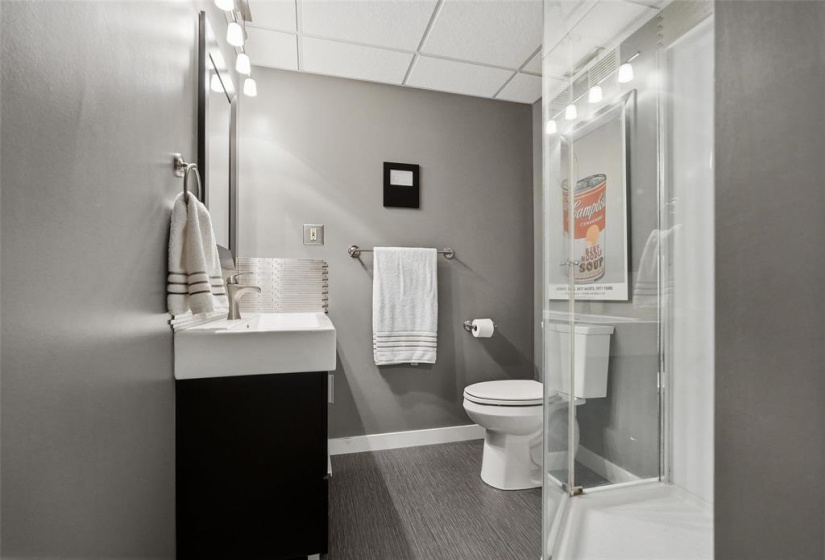 203 Hallfield, 4 Bedrooms Bedrooms, 13 Rooms Rooms,3 BathroomsBathrooms,Residential,For Sale,Hallfield