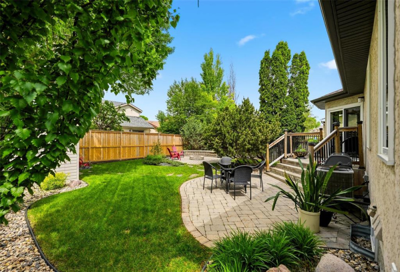 203 Hallfield, 4 Bedrooms Bedrooms, 13 Rooms Rooms,3 BathroomsBathrooms,Residential,For Sale,Hallfield