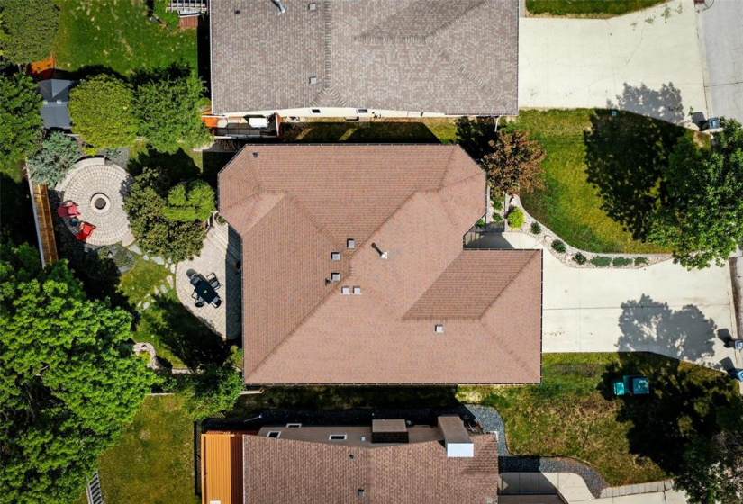 203 Hallfield, 4 Bedrooms Bedrooms, 13 Rooms Rooms,3 BathroomsBathrooms,Residential,For Sale,Hallfield