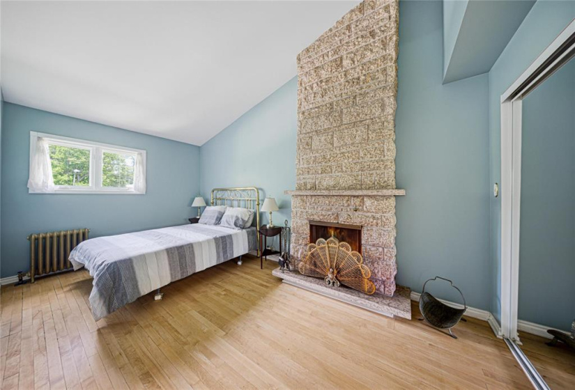 186 Claremont, 4 Bedrooms Bedrooms, 11 Rooms Rooms,1 BathroomBathrooms,Residential,For Sale,Claremont