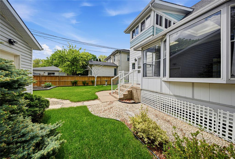 186 Claremont, 4 Bedrooms Bedrooms, 11 Rooms Rooms,1 BathroomBathrooms,Residential,For Sale,Claremont