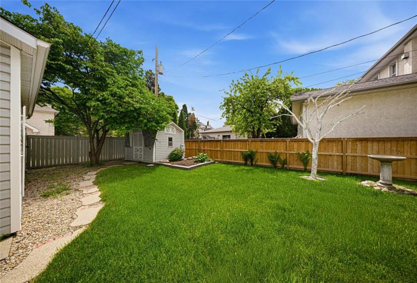 186 Claremont, 4 Bedrooms Bedrooms, 11 Rooms Rooms,1 BathroomBathrooms,Residential,For Sale,Claremont