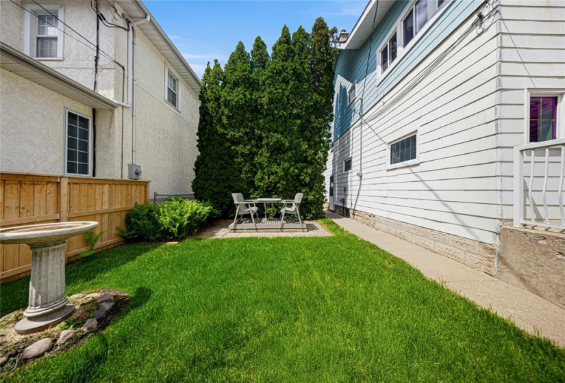 186 Claremont, 4 Bedrooms Bedrooms, 11 Rooms Rooms,1 BathroomBathrooms,Residential,For Sale,Claremont