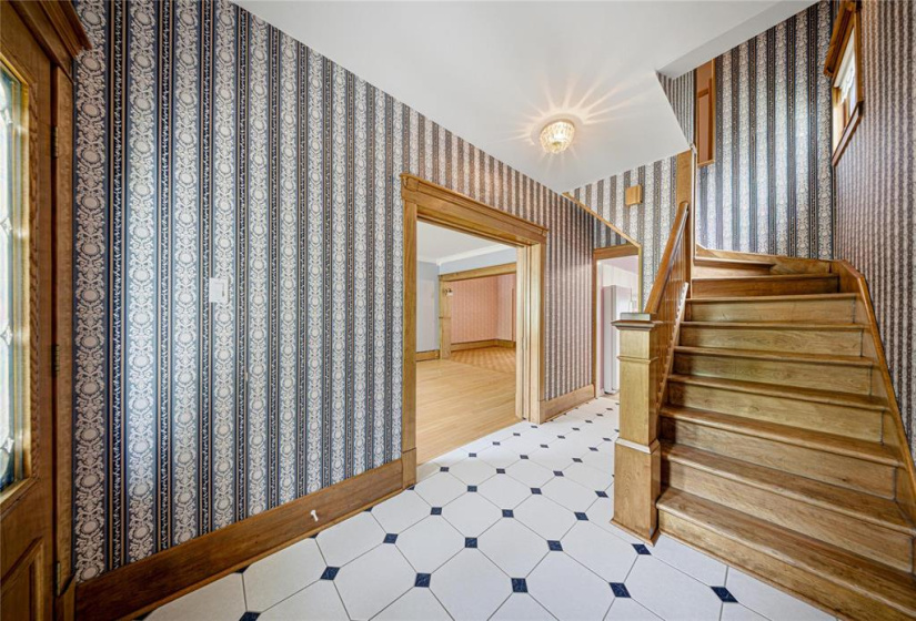 186 Claremont, 4 Bedrooms Bedrooms, 11 Rooms Rooms,1 BathroomBathrooms,Residential,For Sale,Claremont
