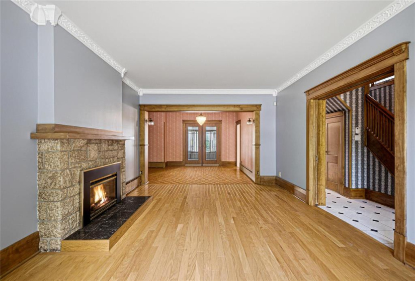 186 Claremont, 4 Bedrooms Bedrooms, 11 Rooms Rooms,1 BathroomBathrooms,Residential,For Sale,Claremont