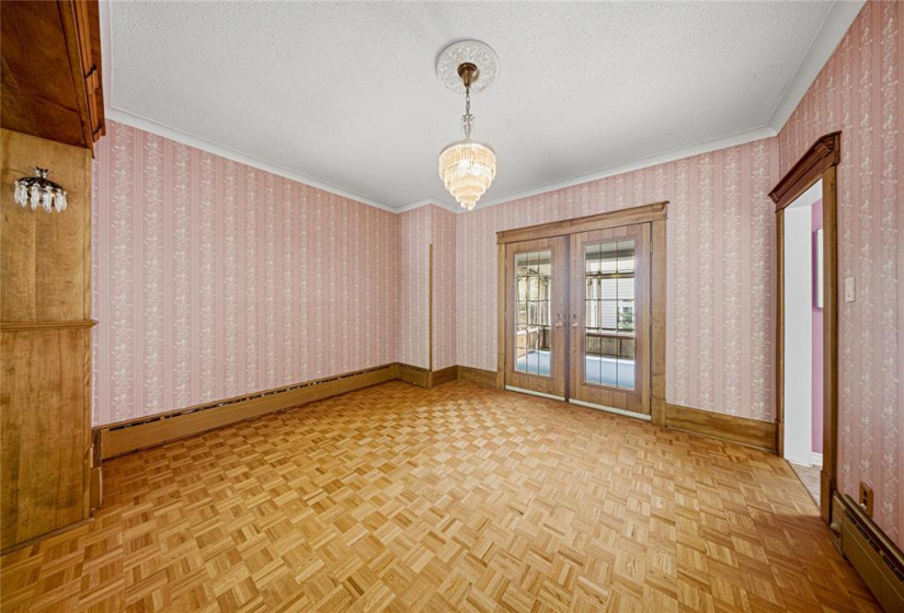 186 Claremont, 4 Bedrooms Bedrooms, 11 Rooms Rooms,1 BathroomBathrooms,Residential,For Sale,Claremont