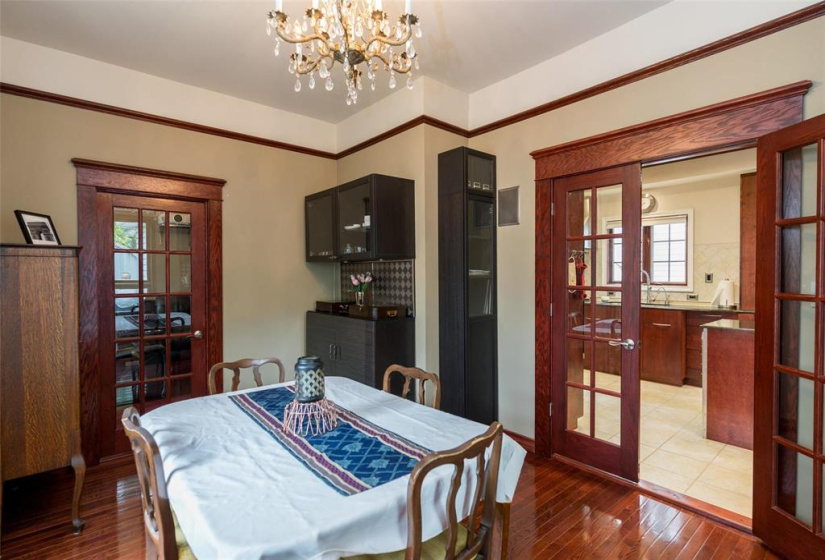 506 Rosedale, 5 Bedrooms Bedrooms, 12 Rooms Rooms,1 BathroomBathrooms,Residential,For Sale,Rosedale