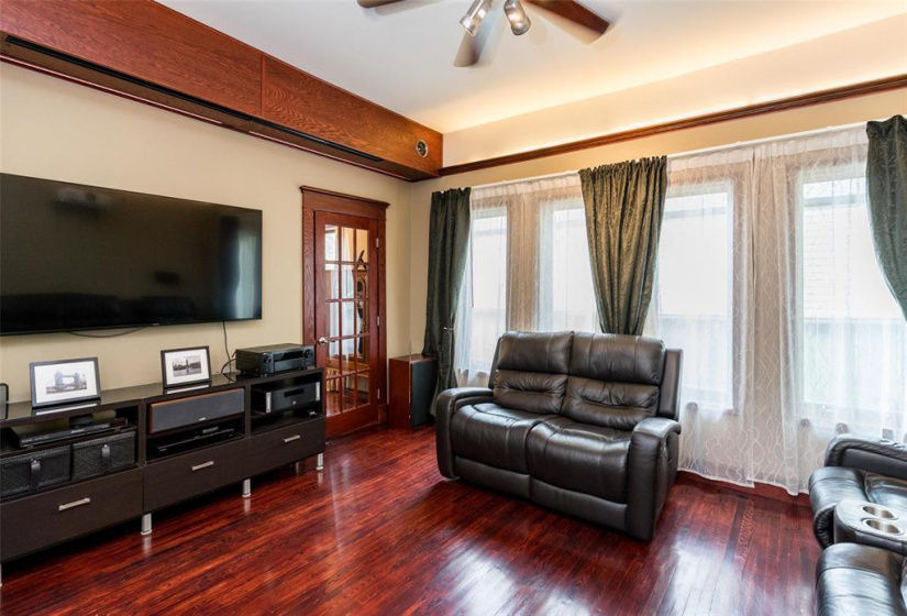 506 Rosedale, 5 Bedrooms Bedrooms, 12 Rooms Rooms,1 BathroomBathrooms,Residential,For Sale,Rosedale