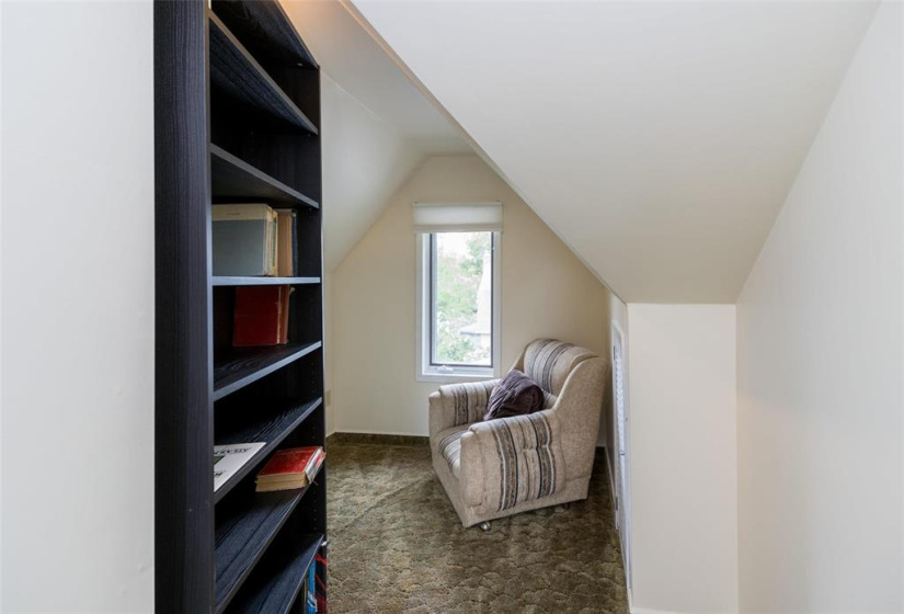506 Rosedale, 5 Bedrooms Bedrooms, 12 Rooms Rooms,1 BathroomBathrooms,Residential,For Sale,Rosedale