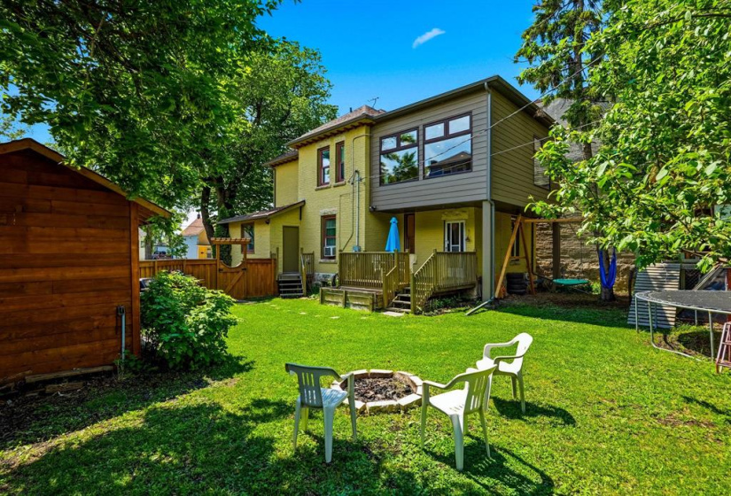 Shed & fenced back yard