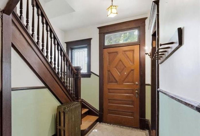 Timeless wood trim throughtout