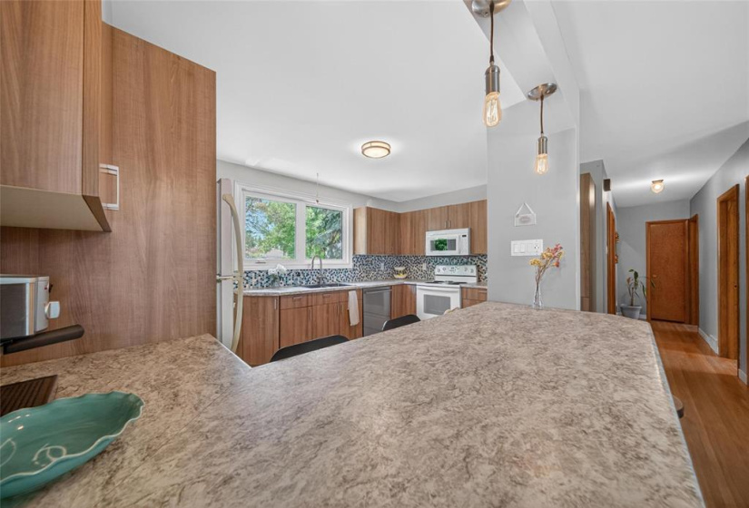 4 Bernier, 3 Bedrooms Bedrooms, 8 Rooms Rooms,1 BathroomBathrooms,Residential,For Sale,Bernier