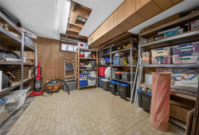 4 Bernier, 3 Bedrooms Bedrooms, 8 Rooms Rooms,1 BathroomBathrooms,Residential,For Sale,Bernier