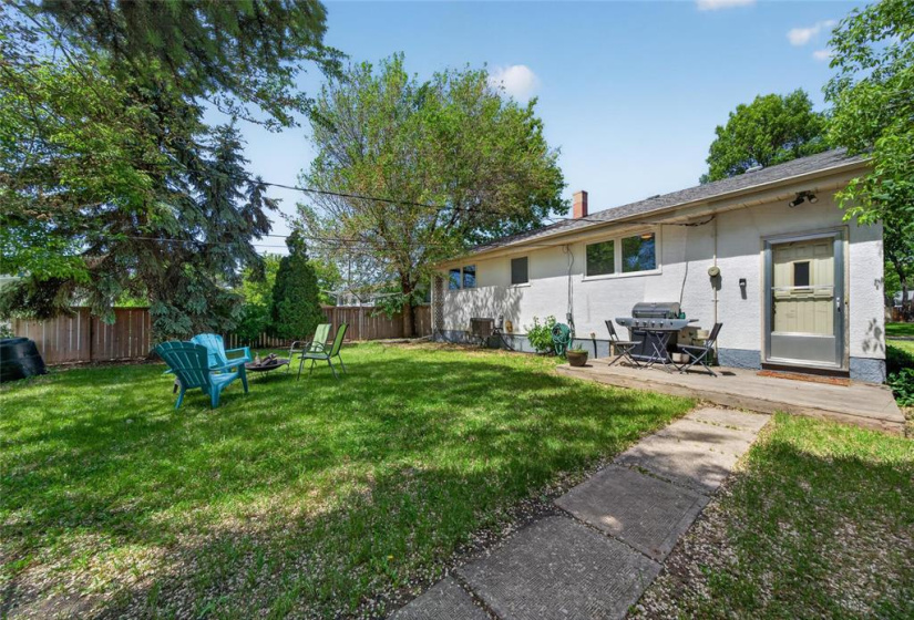 4 Bernier, 3 Bedrooms Bedrooms, 8 Rooms Rooms,1 BathroomBathrooms,Residential,For Sale,Bernier