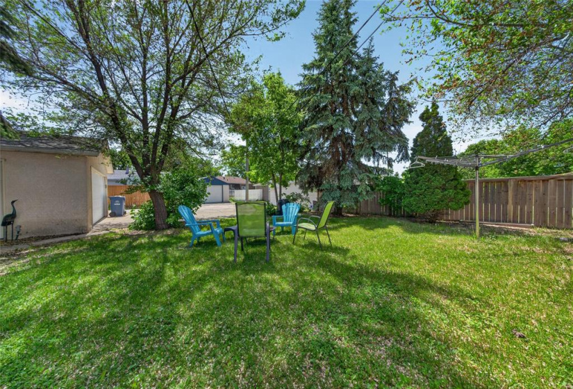 4 Bernier, 3 Bedrooms Bedrooms, 8 Rooms Rooms,1 BathroomBathrooms,Residential,For Sale,Bernier