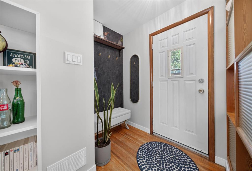 4 Bernier, 3 Bedrooms Bedrooms, 8 Rooms Rooms,1 BathroomBathrooms,Residential,For Sale,Bernier