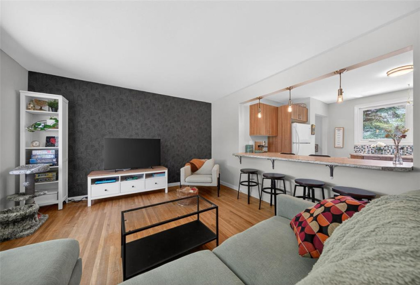 4 Bernier, 3 Bedrooms Bedrooms, 8 Rooms Rooms,1 BathroomBathrooms,Residential,For Sale,Bernier