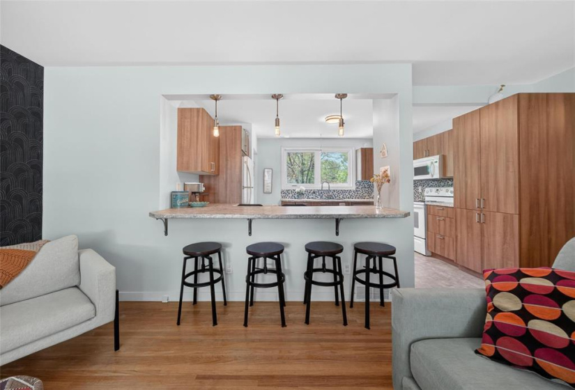 4 Bernier, 3 Bedrooms Bedrooms, 8 Rooms Rooms,1 BathroomBathrooms,Residential,For Sale,Bernier