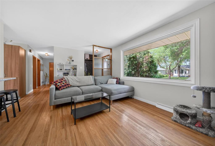 4 Bernier, 3 Bedrooms Bedrooms, 8 Rooms Rooms,1 BathroomBathrooms,Residential,For Sale,Bernier
