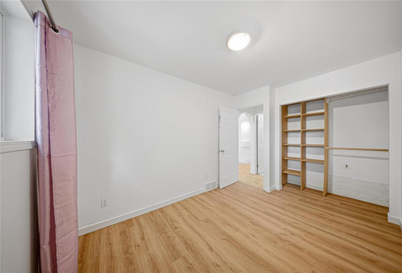 265 Marjorie, 2 Bedrooms Bedrooms, 6 Rooms Rooms,1 BathroomBathrooms,Residential,For Sale,Marjorie