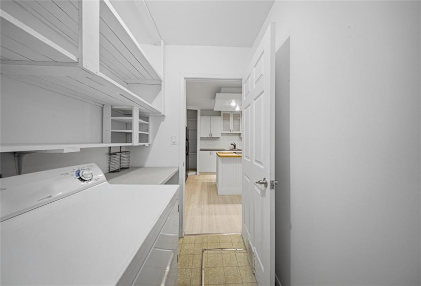 265 Marjorie, 2 Bedrooms Bedrooms, 6 Rooms Rooms,1 BathroomBathrooms,Residential,For Sale,Marjorie