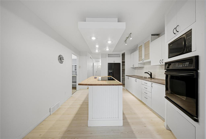 265 Marjorie, 2 Bedrooms Bedrooms, 6 Rooms Rooms,1 BathroomBathrooms,Residential,For Sale,Marjorie