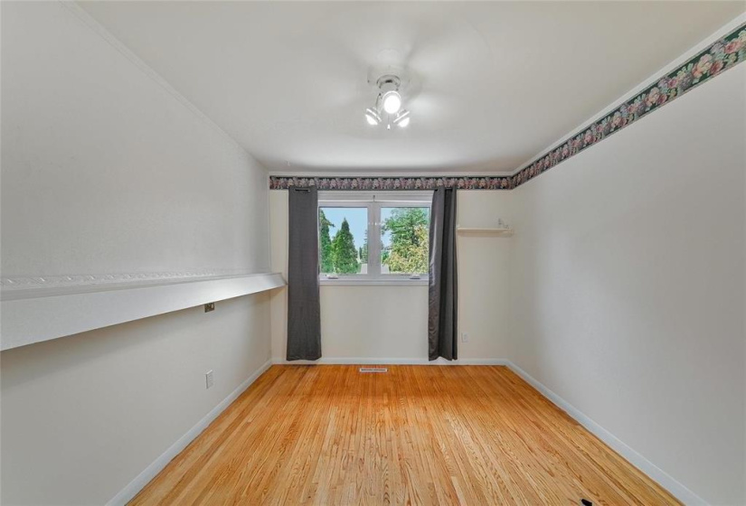 6 Connor, 4 Bedrooms Bedrooms, 16 Rooms Rooms,3 BathroomsBathrooms,Residential,For Sale,Connor