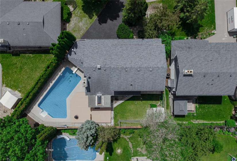 6 Connor, 4 Bedrooms Bedrooms, 16 Rooms Rooms,3 BathroomsBathrooms,Residential,For Sale,Connor