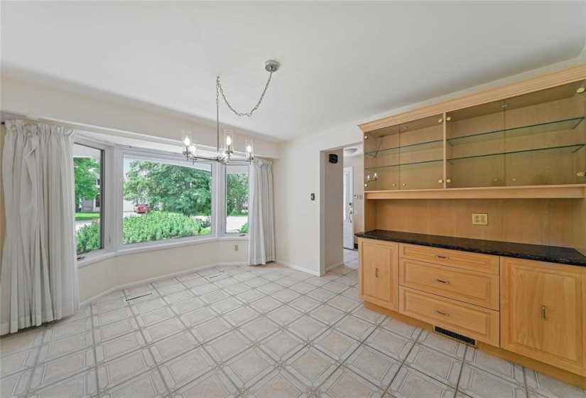 6 Connor, 4 Bedrooms Bedrooms, 16 Rooms Rooms,3 BathroomsBathrooms,Residential,For Sale,Connor