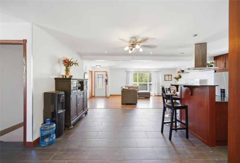 10098 74NW, 4 Bedrooms Bedrooms, 11 Rooms Rooms,2 BathroomsBathrooms,Residential,For Sale,74NW