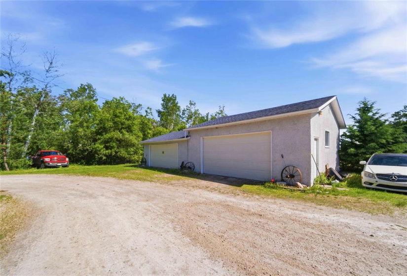 10098 74NW, 4 Bedrooms Bedrooms, 11 Rooms Rooms,2 BathroomsBathrooms,Residential,For Sale,74NW