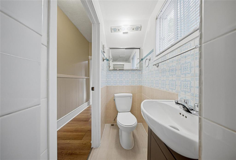 605 Agnes, 4 Bedrooms Bedrooms, 11 Rooms Rooms,2 BathroomsBathrooms,Residential,For Sale,Agnes