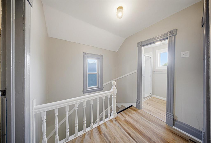 605 Agnes, 4 Bedrooms Bedrooms, 11 Rooms Rooms,2 BathroomsBathrooms,Residential,For Sale,Agnes