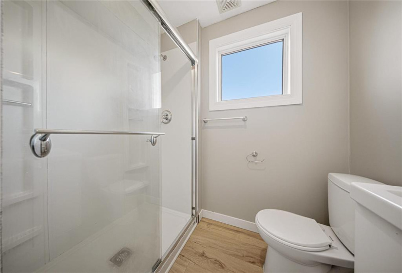 605 Agnes, 4 Bedrooms Bedrooms, 11 Rooms Rooms,2 BathroomsBathrooms,Residential,For Sale,Agnes