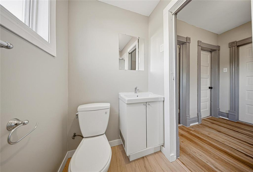 605 Agnes, 4 Bedrooms Bedrooms, 11 Rooms Rooms,2 BathroomsBathrooms,Residential,For Sale,Agnes