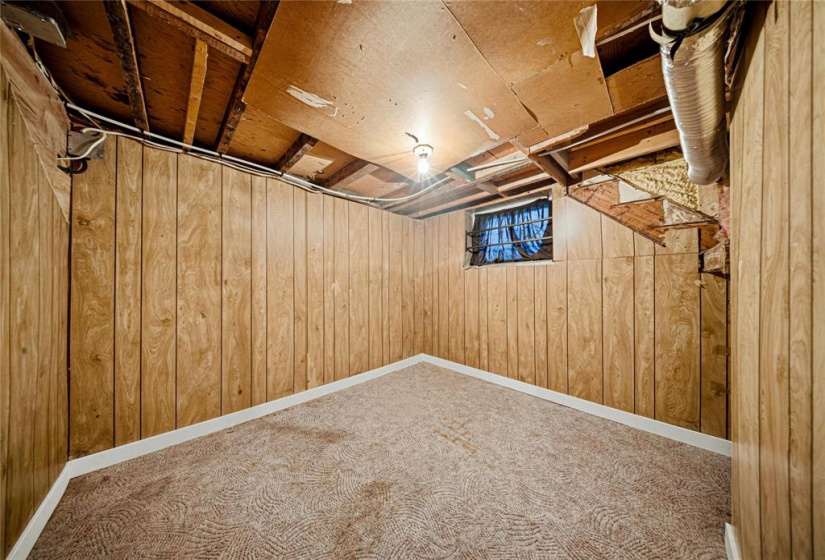 605 Agnes, 4 Bedrooms Bedrooms, 11 Rooms Rooms,2 BathroomsBathrooms,Residential,For Sale,Agnes