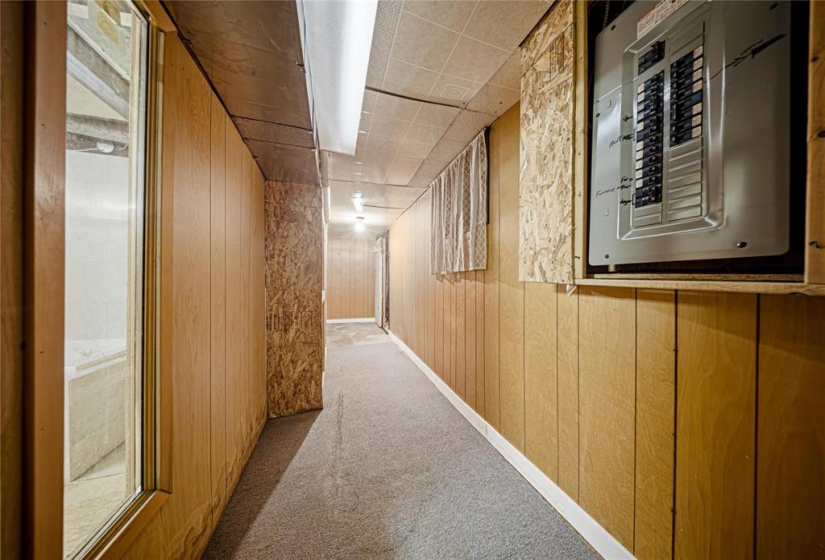605 Agnes, 4 Bedrooms Bedrooms, 11 Rooms Rooms,2 BathroomsBathrooms,Residential,For Sale,Agnes