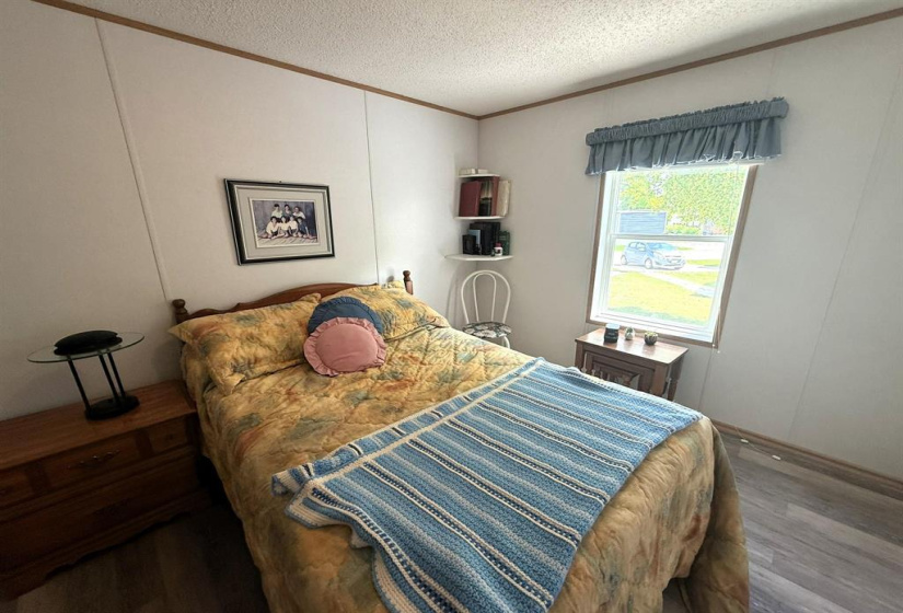 16 Silverdale, 3 Bedrooms Bedrooms, 7 Rooms Rooms,1 BathroomBathrooms,Residential,For Sale,Silverdale
