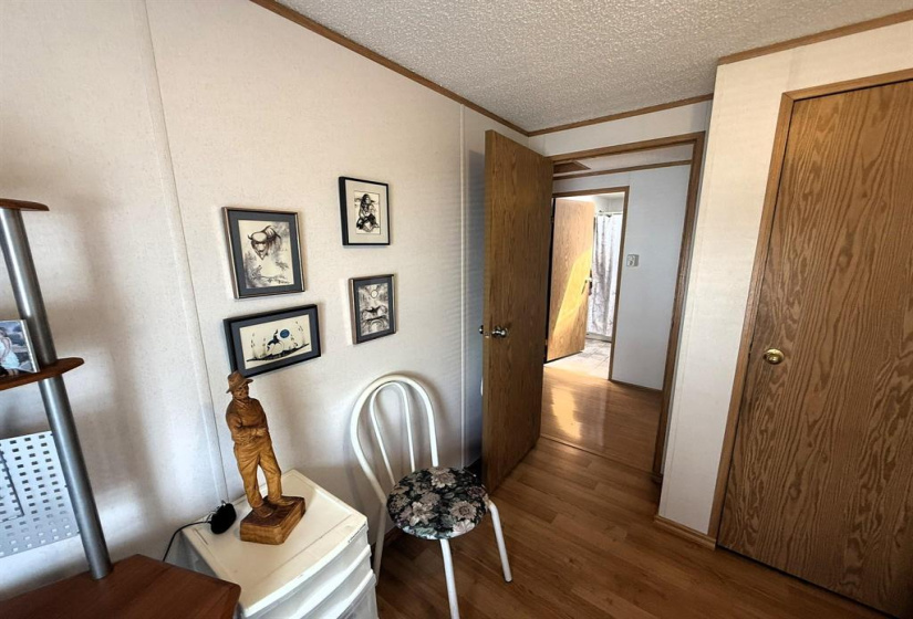 16 Silverdale, 3 Bedrooms Bedrooms, 7 Rooms Rooms,1 BathroomBathrooms,Residential,For Sale,Silverdale