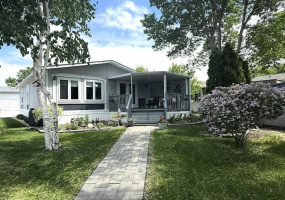 16 Silverdale, 3 Bedrooms Bedrooms, 7 Rooms Rooms,1 BathroomBathrooms,Residential,For Sale,Silverdale 16 Silverdale, 3 Bedrooms Bedrooms, 7 Rooms Rooms,1 BathroomBathrooms,Residential,For Sale,Silverdale