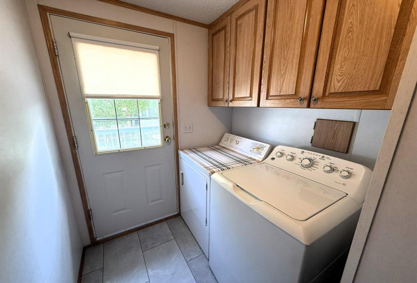 16 Silverdale, 3 Bedrooms Bedrooms, 7 Rooms Rooms,1 BathroomBathrooms,Residential,For Sale,Silverdale