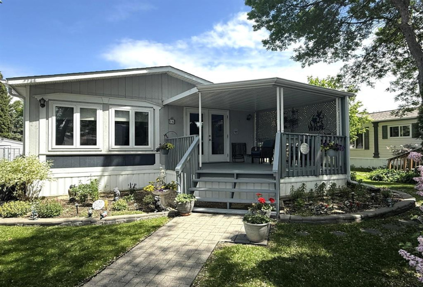 16 Silverdale, 3 Bedrooms Bedrooms, 7 Rooms Rooms,1 BathroomBathrooms,Residential,For Sale,Silverdale
