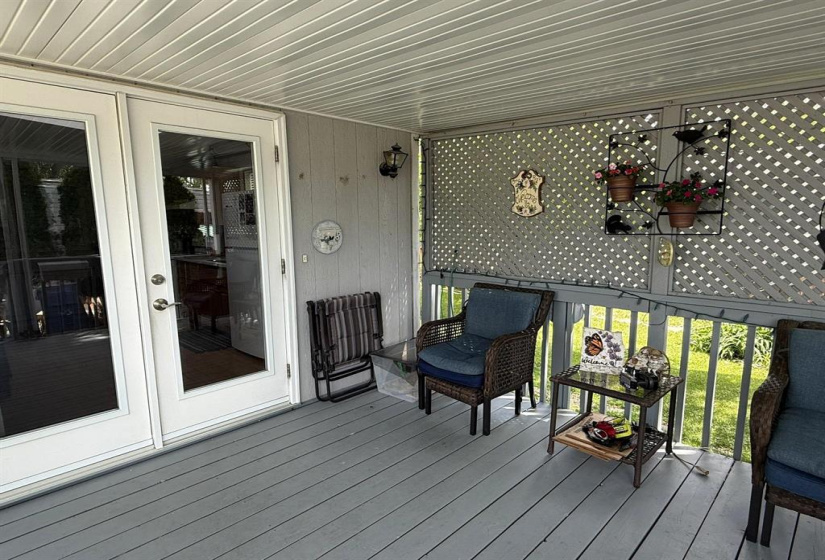 16 Silverdale, 3 Bedrooms Bedrooms, 7 Rooms Rooms,1 BathroomBathrooms,Residential,For Sale,Silverdale