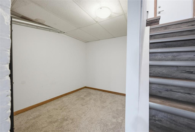 120 Lenore, 4 Bedrooms Bedrooms, 12 Rooms Rooms,2 BathroomsBathrooms,Residential,For Sale,Lenore
