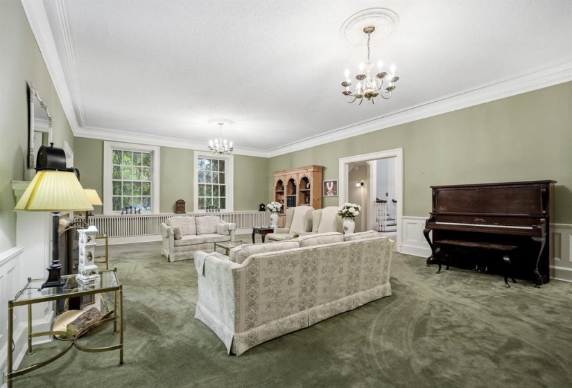 12 Kingsway, 8 Bedrooms Bedrooms, 41 Rooms Rooms,5 BathroomsBathrooms,Residential,For Sale,Kingsway