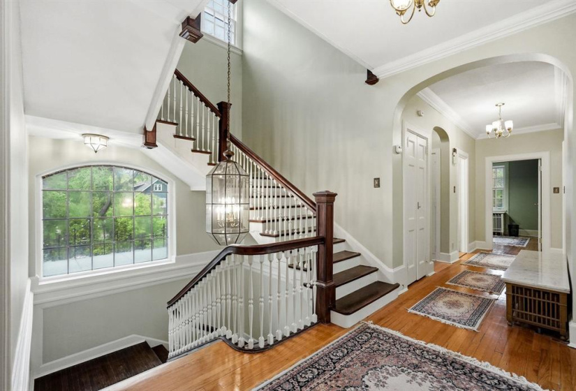 12 Kingsway, 8 Bedrooms Bedrooms, 41 Rooms Rooms,5 BathroomsBathrooms,Residential,For Sale,Kingsway