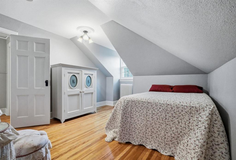12 Kingsway, 8 Bedrooms Bedrooms, 41 Rooms Rooms,5 BathroomsBathrooms,Residential,For Sale,Kingsway